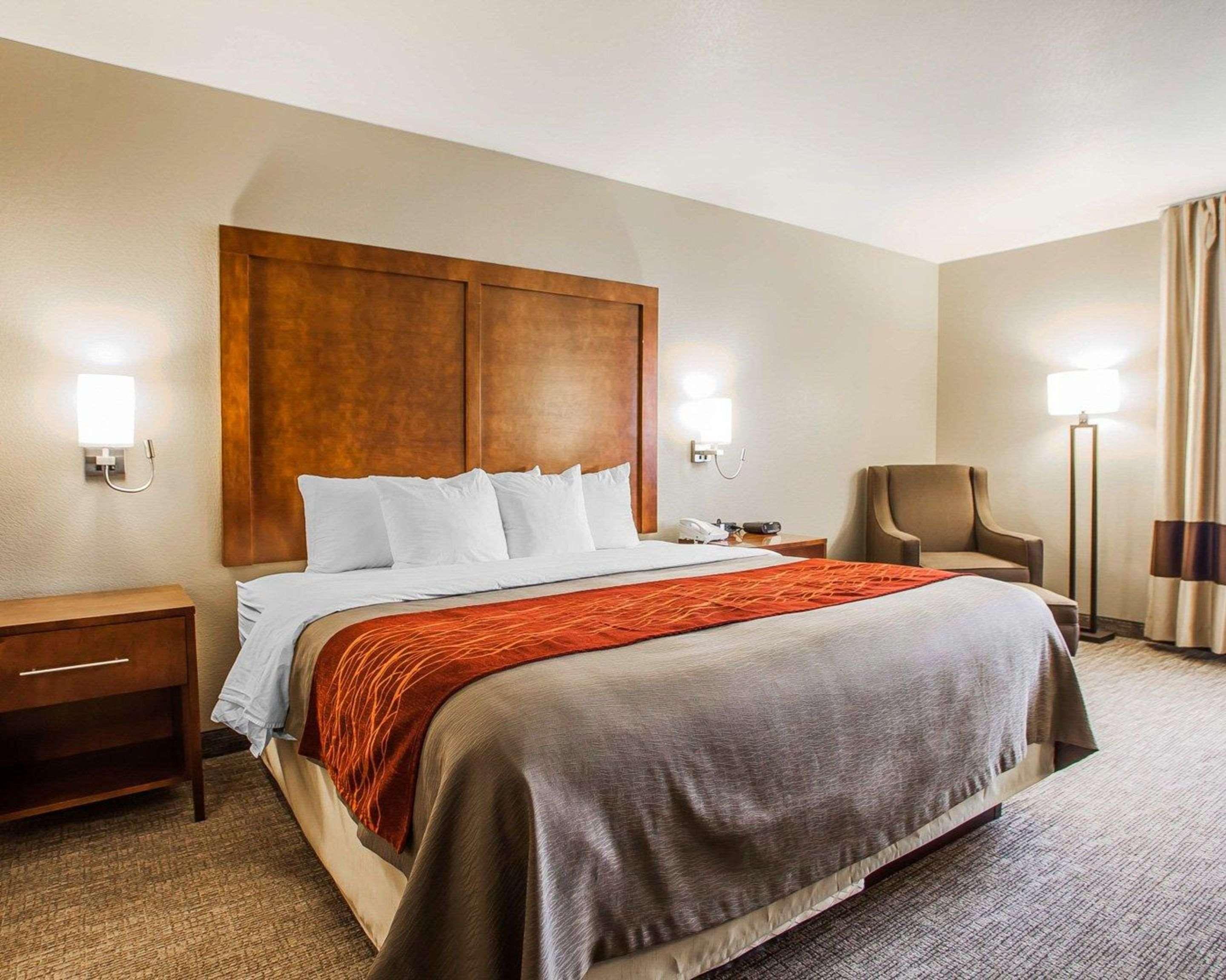 Comfort Inn Marshalltown South Esterno foto