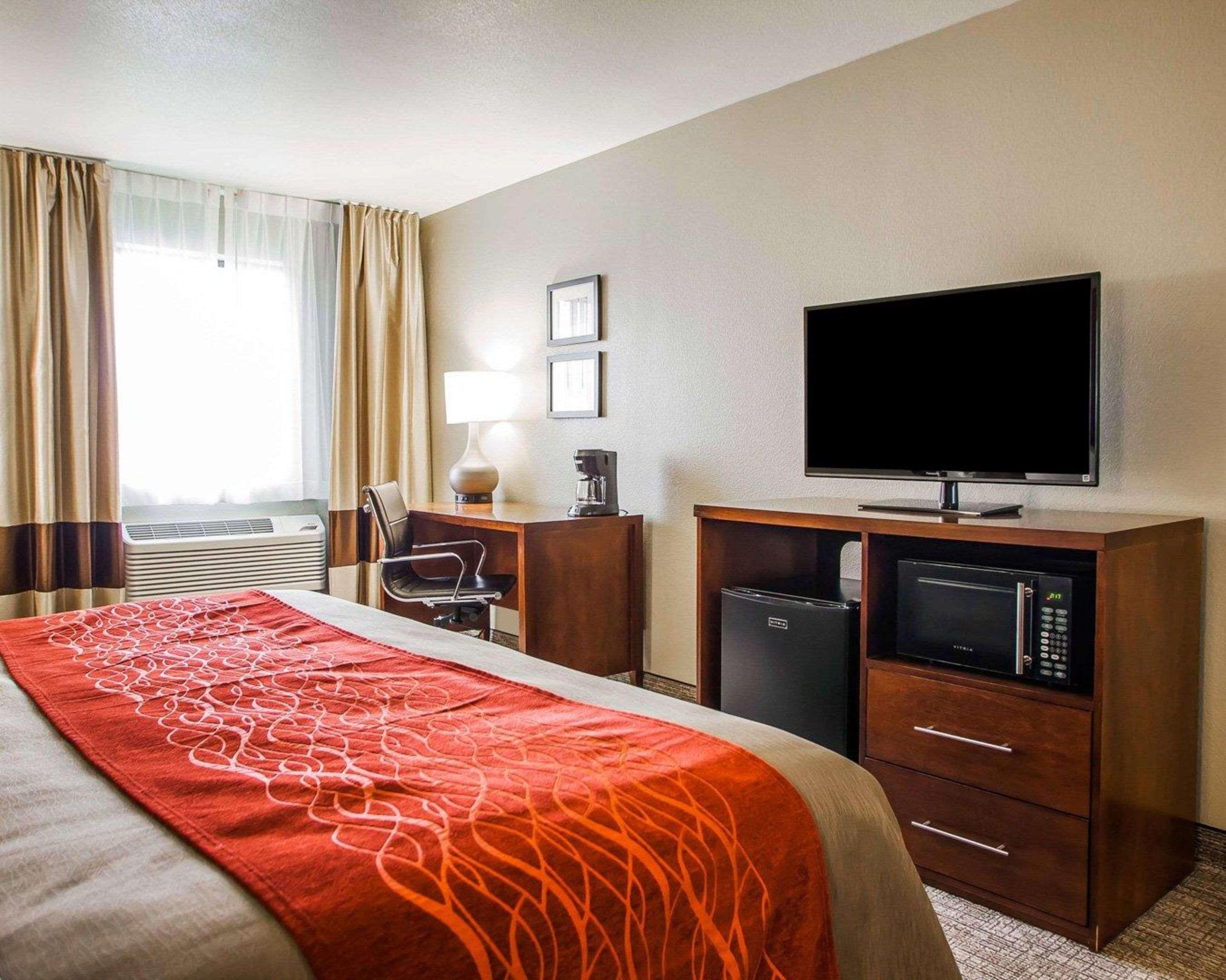 Comfort Inn Marshalltown South Esterno foto
