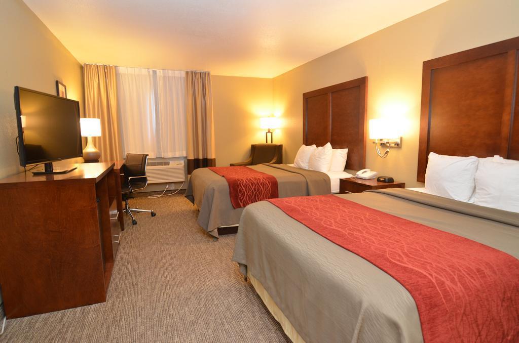 Comfort Inn Marshalltown South Esterno foto