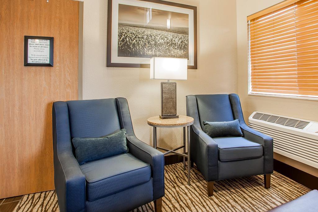 Comfort Inn Marshalltown South Esterno foto