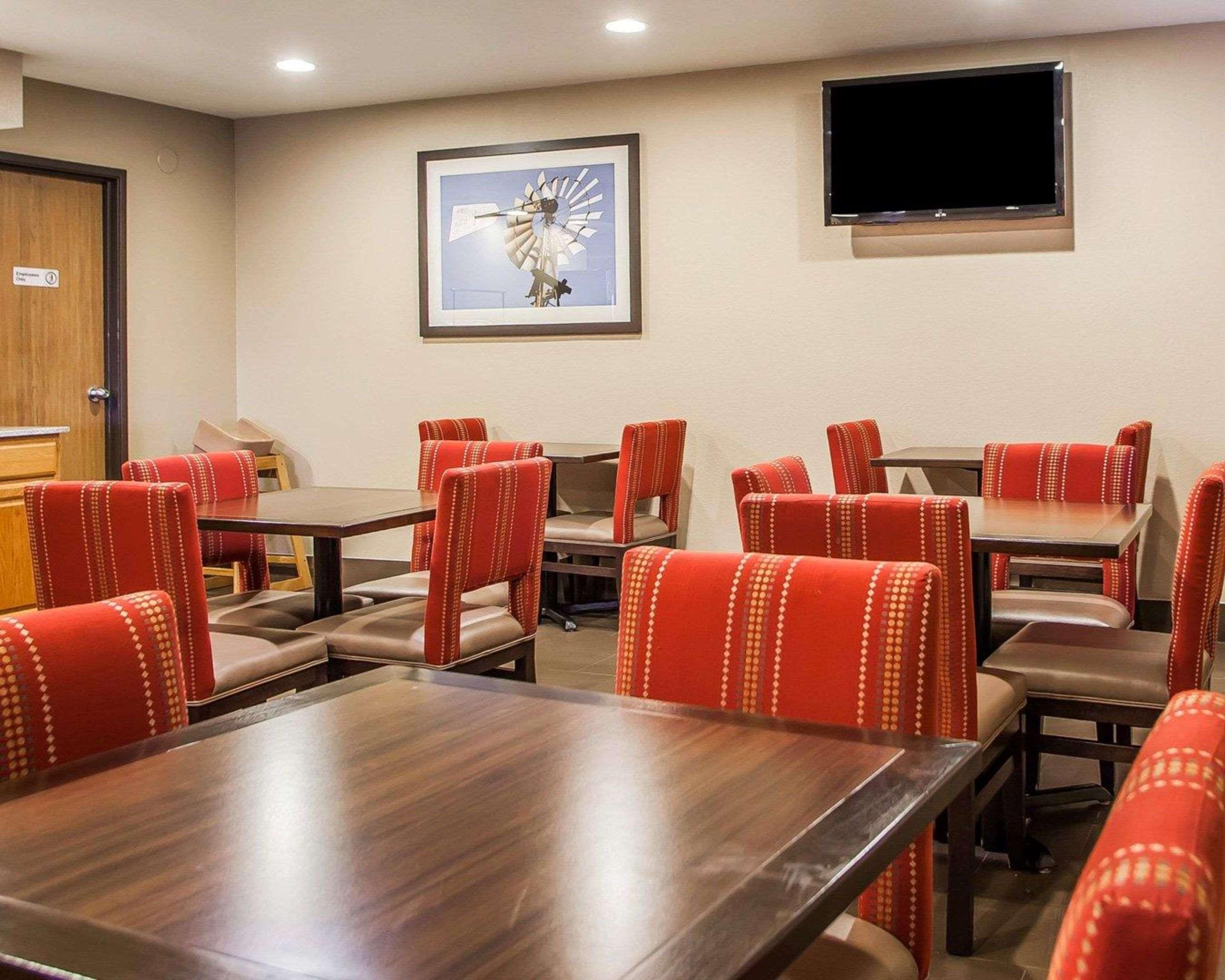 Comfort Inn Marshalltown South Esterno foto