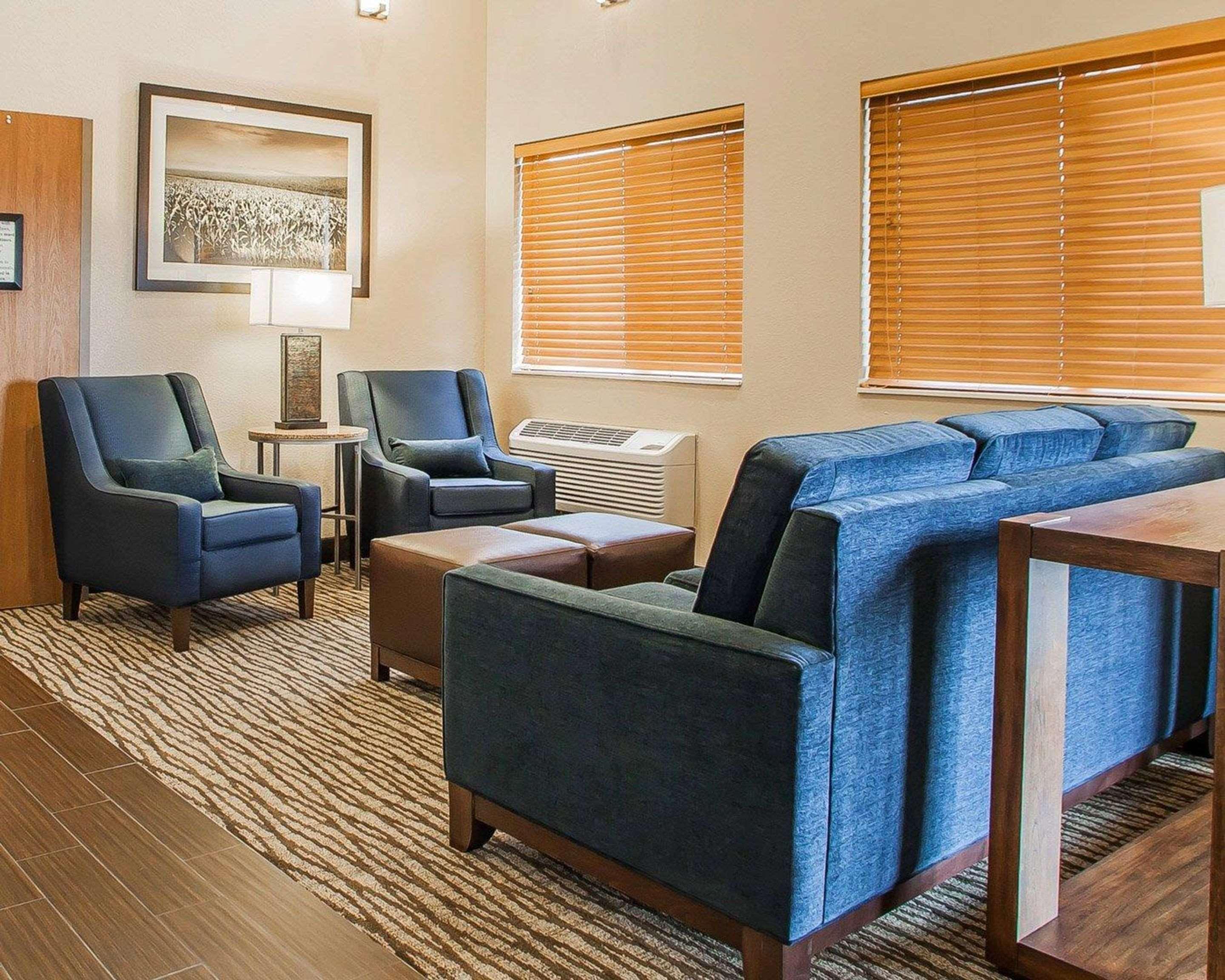 Comfort Inn Marshalltown South Esterno foto