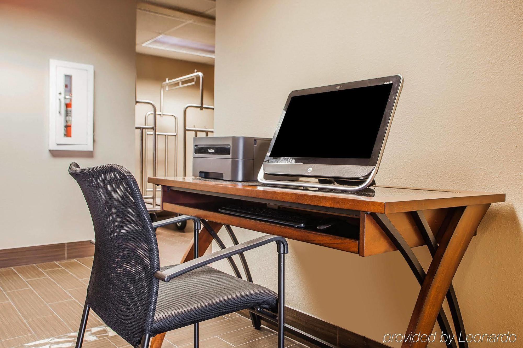 Comfort Inn Marshalltown South Esterno foto